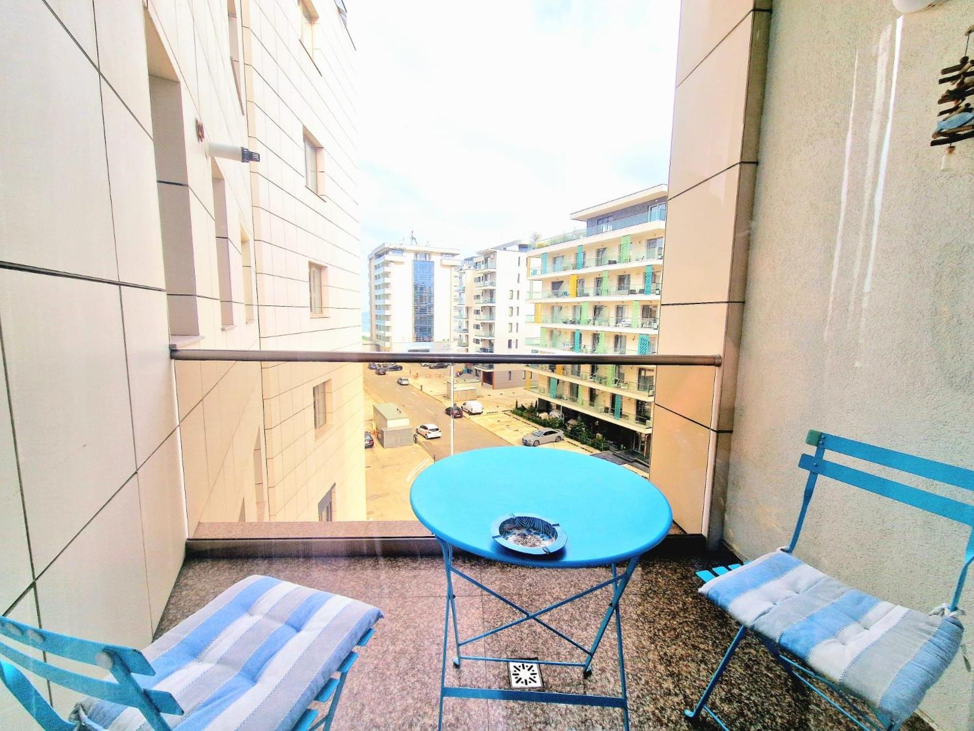 Azzurro Sea View Mamaia Apartment Luaran gambar