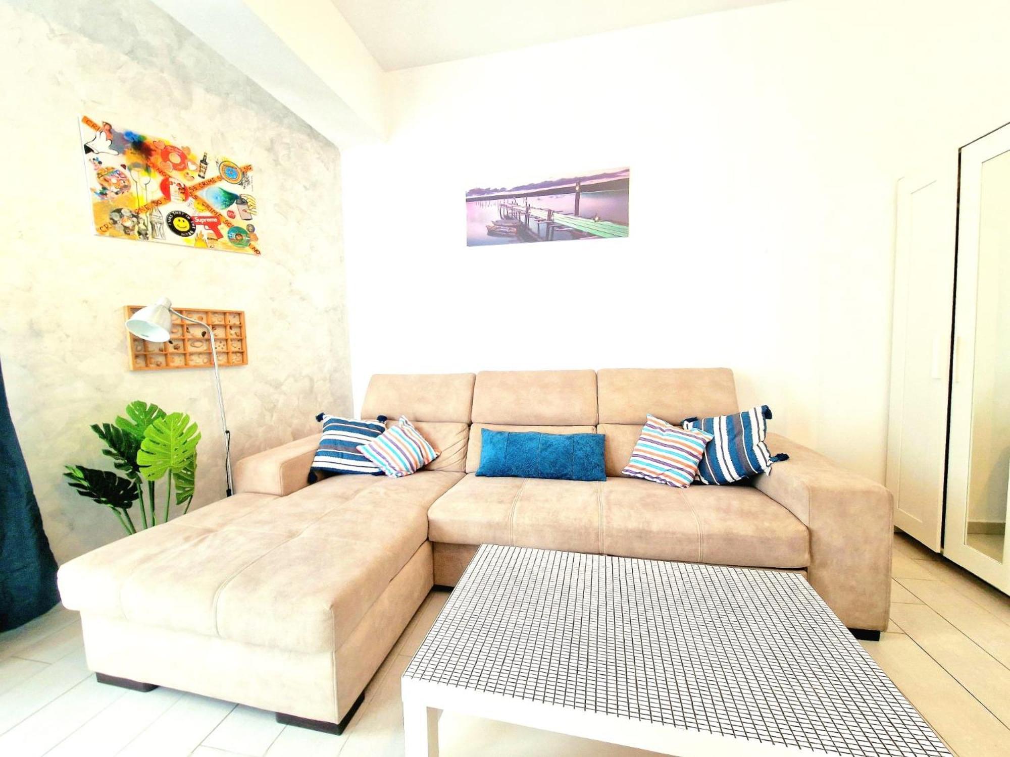Azzurro Sea View Mamaia Apartment Luaran gambar